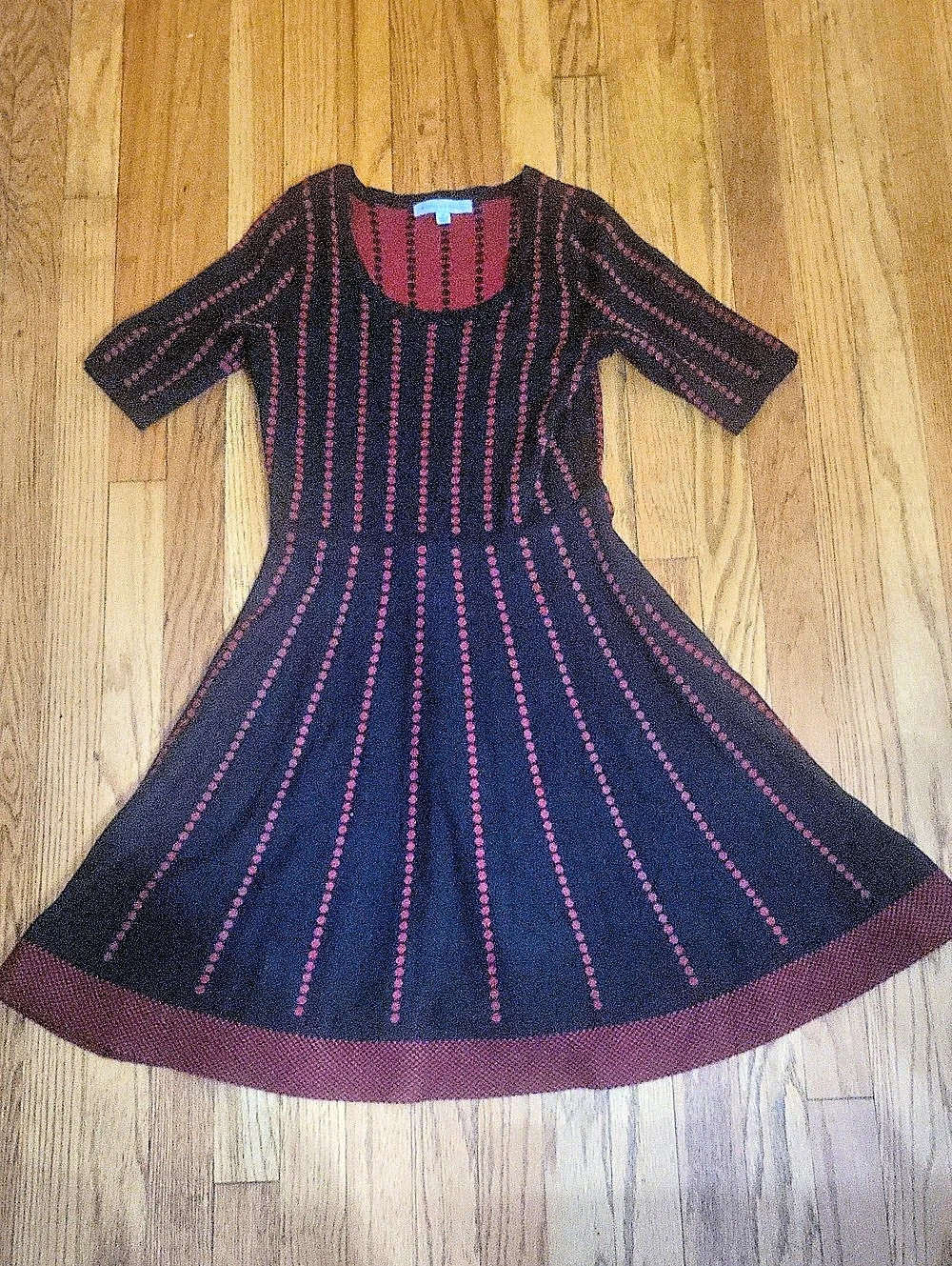 Danny and Nicole Geometric Knit Dress in Black & Red Size Medium